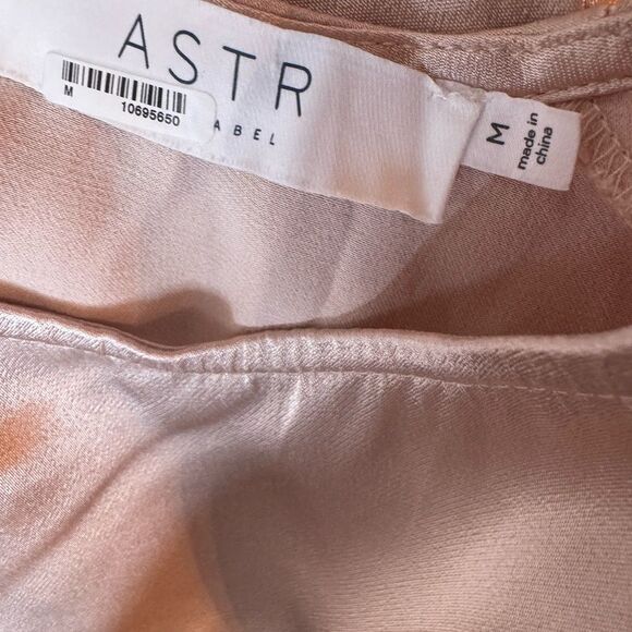ASTR The Label Lilith Satin Wrap Crop Top size Medium - Picture 7 of 8